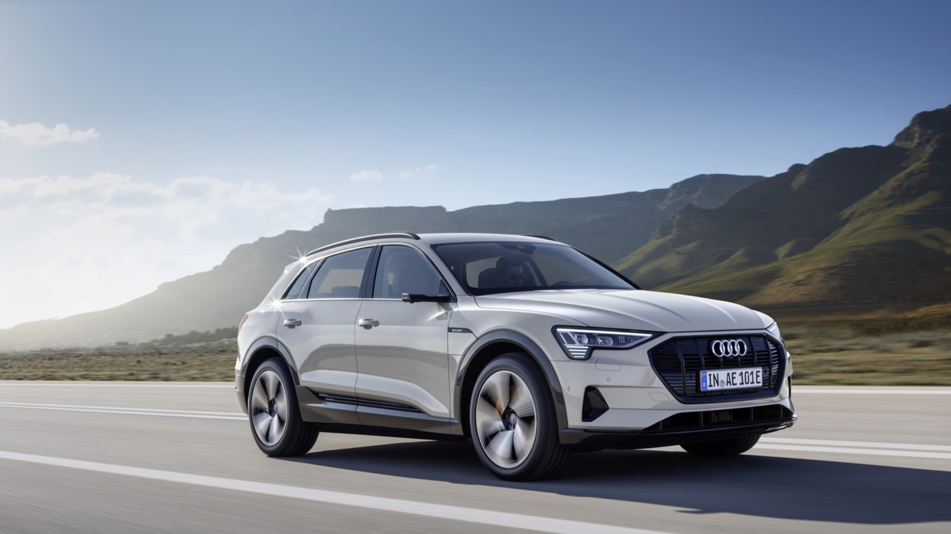 audi-e-tron.jpg